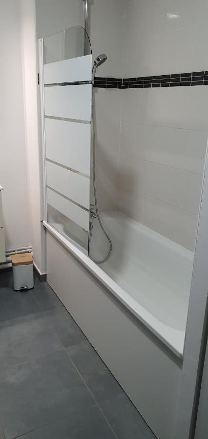 Appartement-chic parking privé Tourcoing Extérieur photo